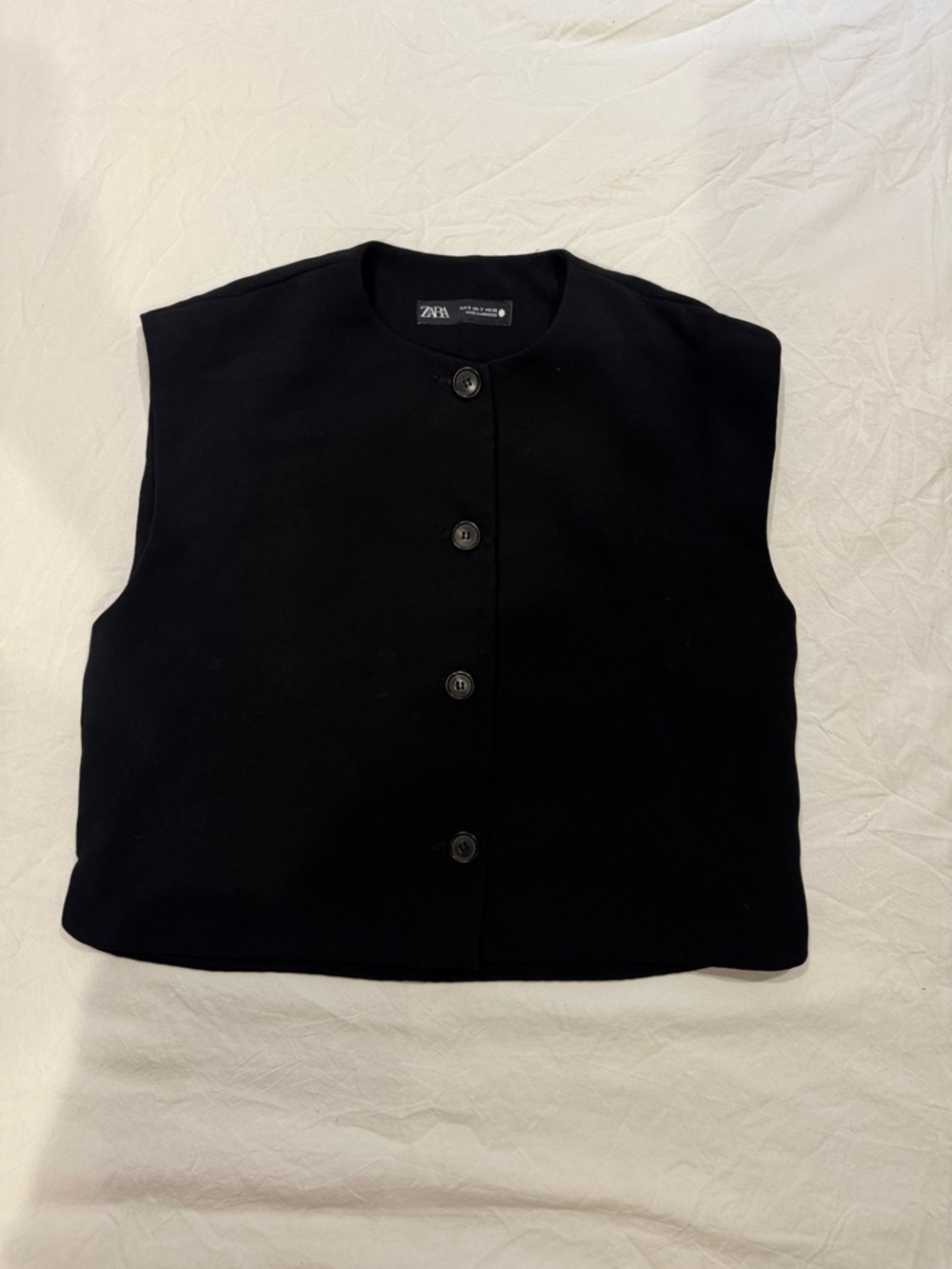 Zara Black Sleeveless Button-Front Vest - Picture 2 of 3